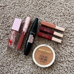 Maybelline Lash Sensational Mascara in a bundle